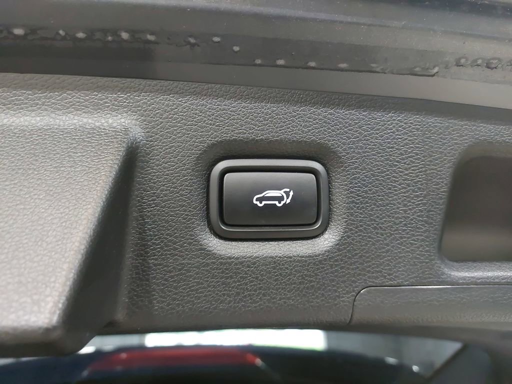 Used 2019 Hyundai Santa Fe SEL FWD image 14