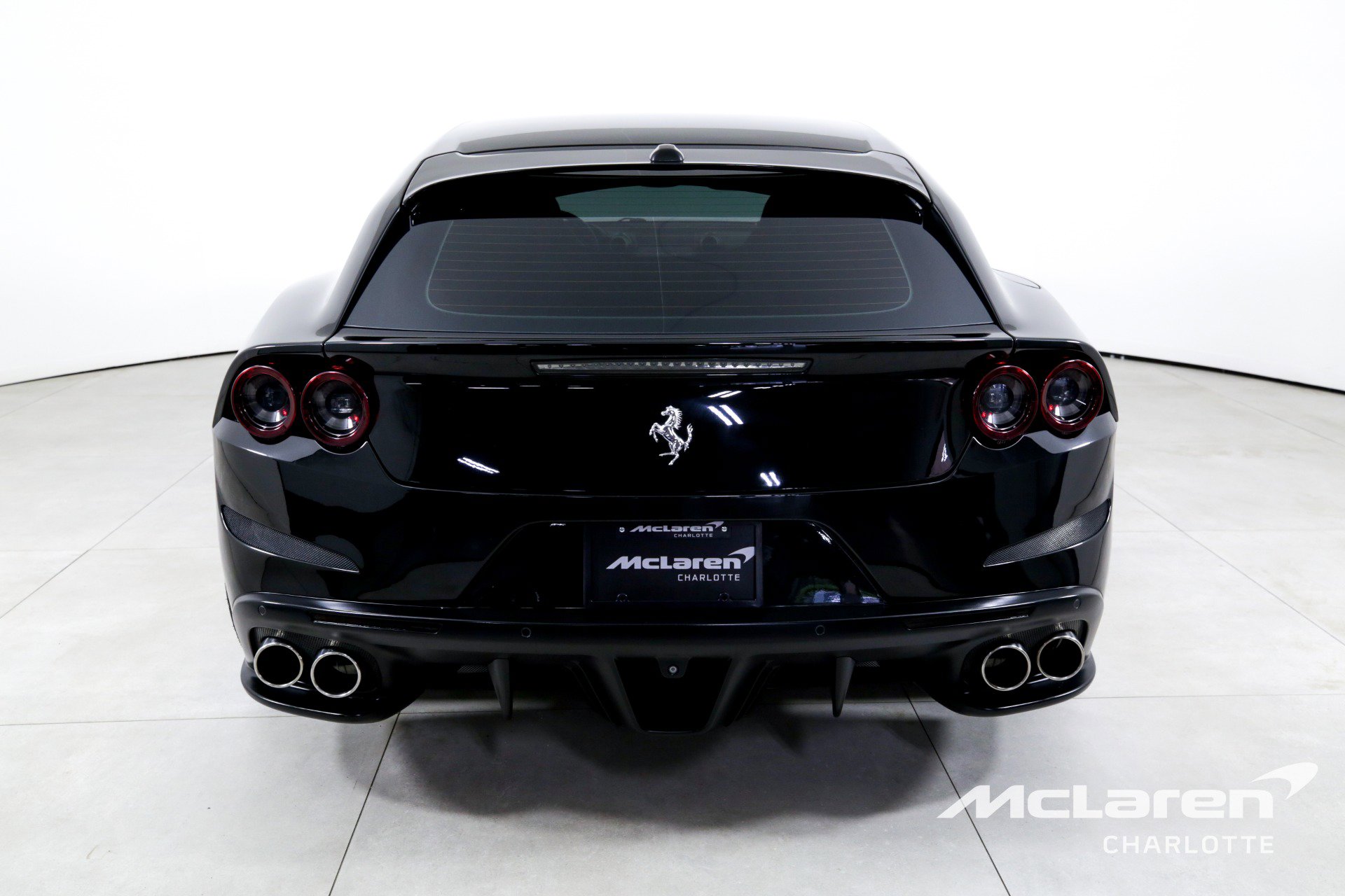 Used 2018 Ferrari GTC4Lusso T image 7