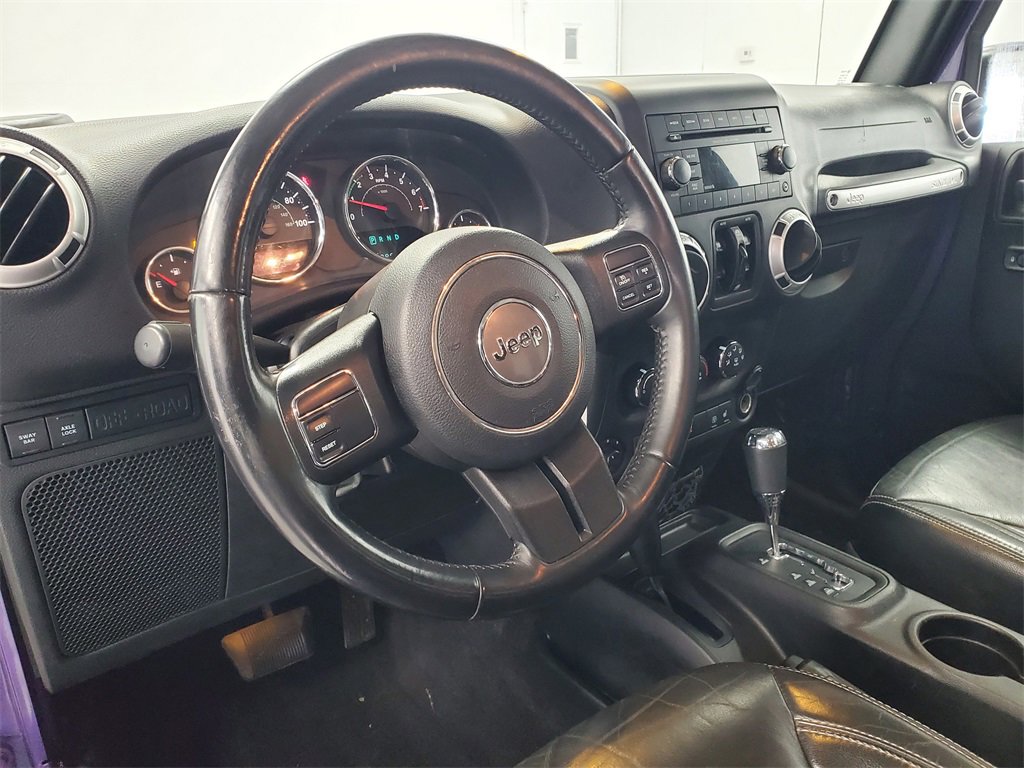 Used 2018 Jeep Wrangler Unlimited Rubicon w/ Cold Weather Group image 8