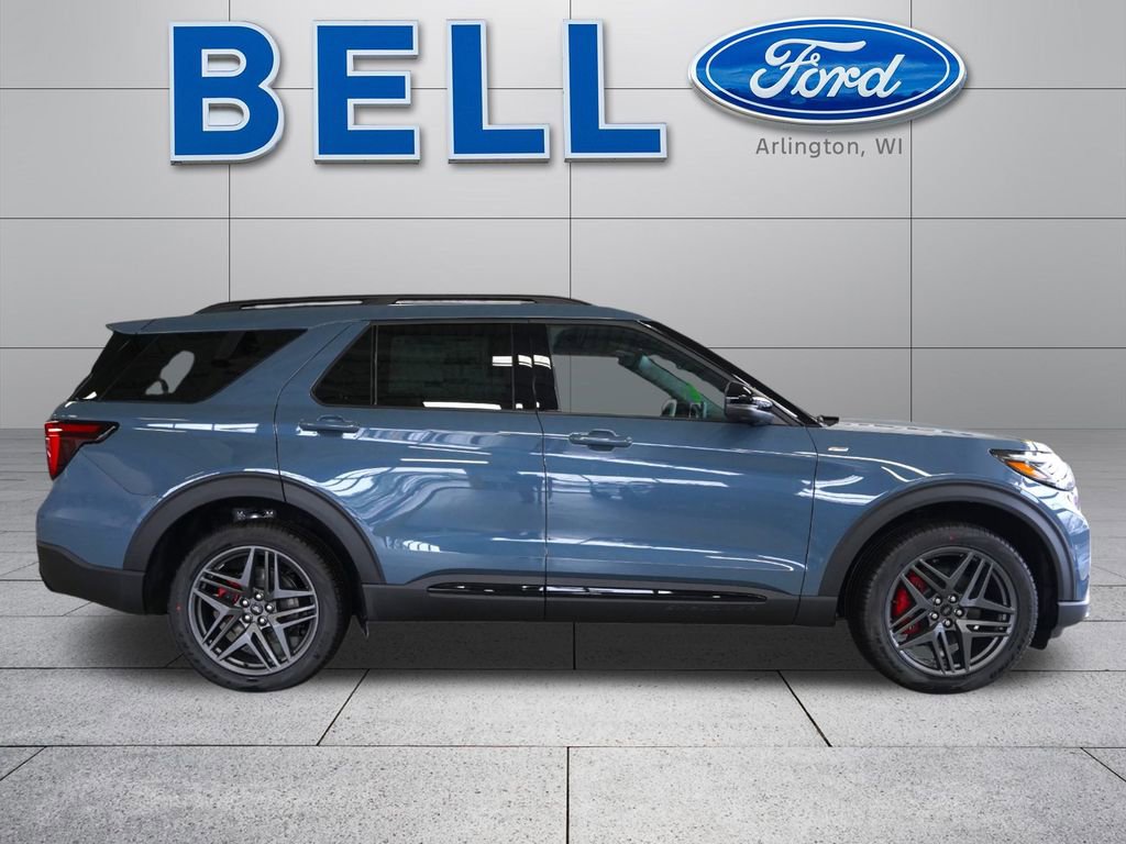 New 2026 Ford Explorer ST-Line w/ ST-Line Street Pack video 2