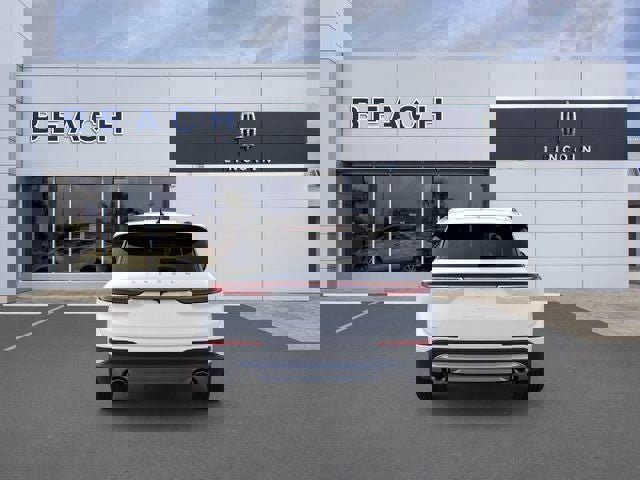 New 2026 Lincoln Corsair Premiere image 6