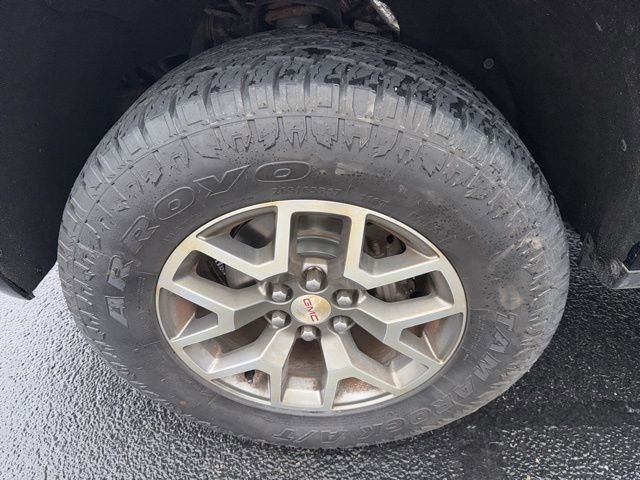 Used 2017 GMC Canyon SLE w/ All Terrain X Package image 32