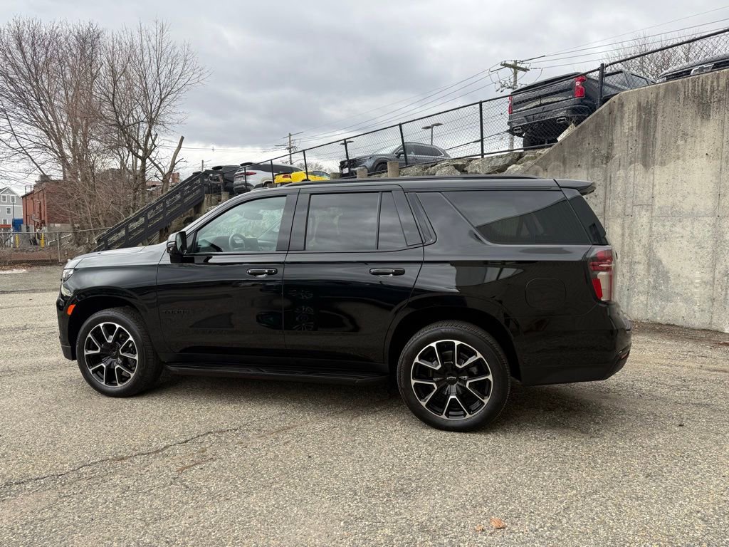 Used 2023 Chevrolet Tahoe RST w/ Luxury Package image 2