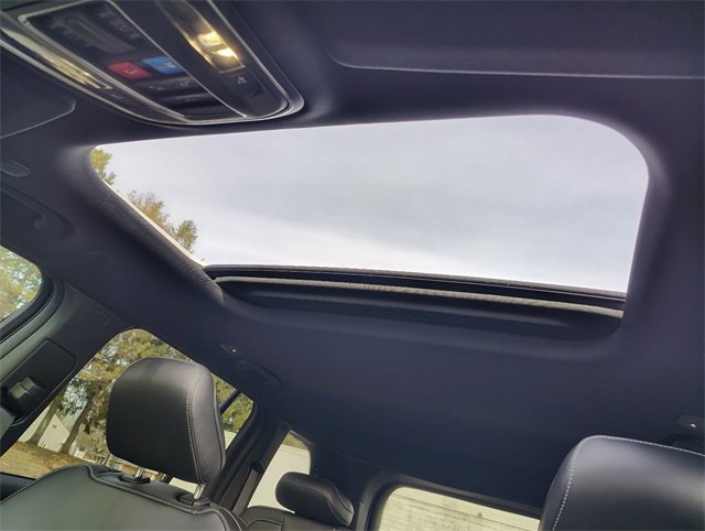 New 2026 Jeep Grand Cherokee Laredo image 5