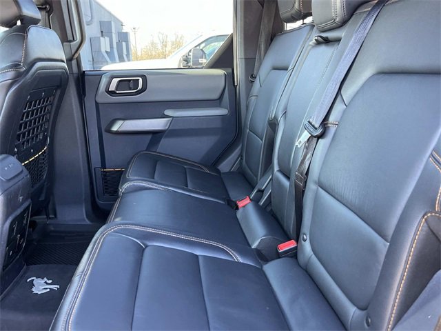 Used 2023 Ford Bronco Badlands image 20