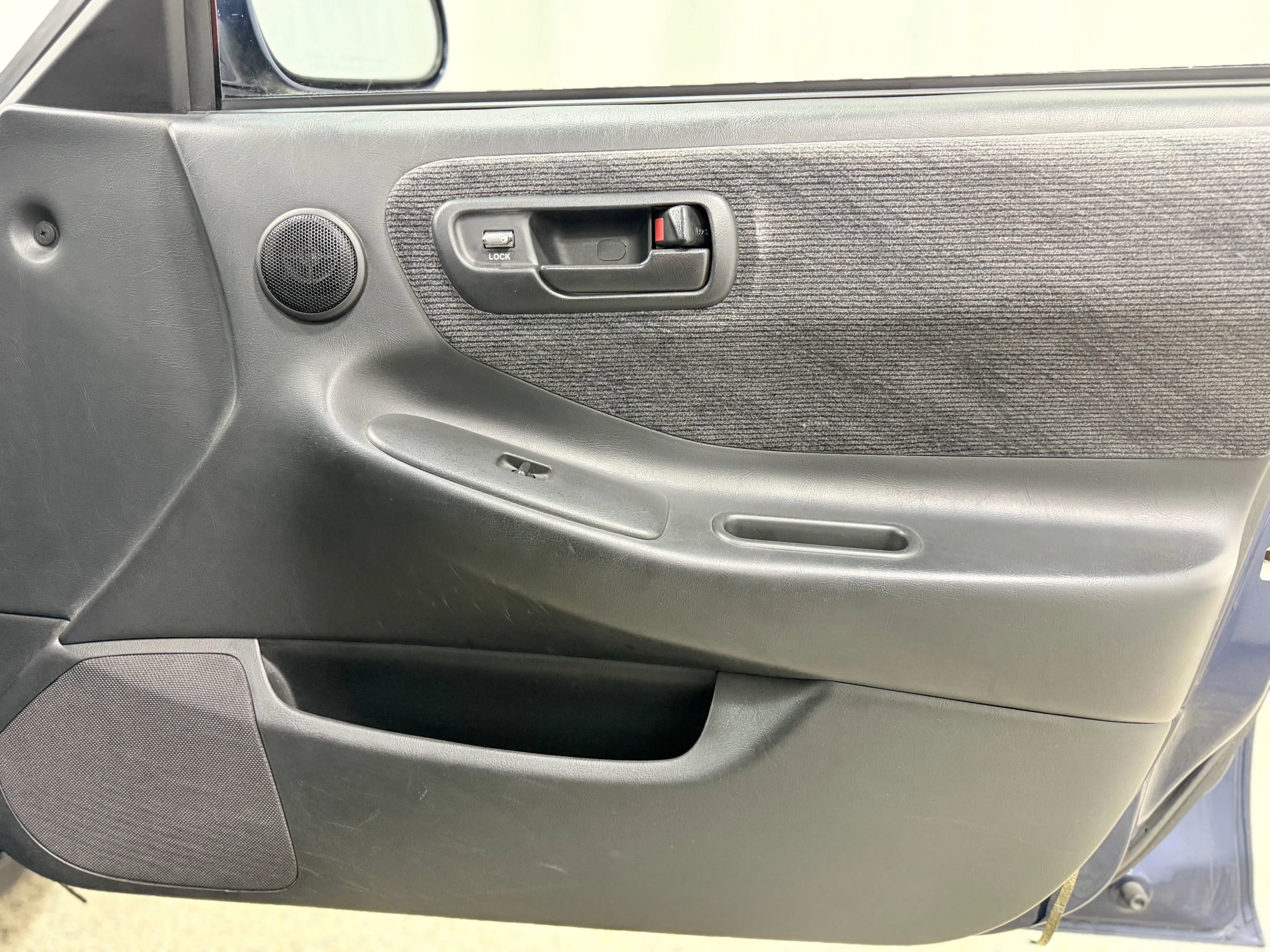 Used 1997 Acura Integra LS FWD image 23