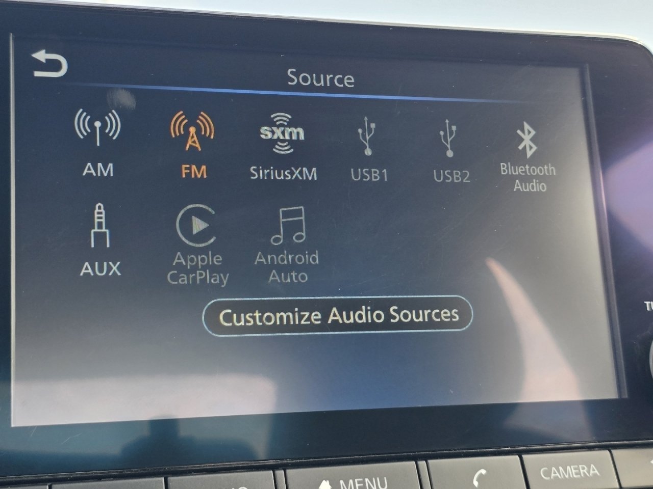 Used 2025 Nissan Sentra SR FWD image 3
