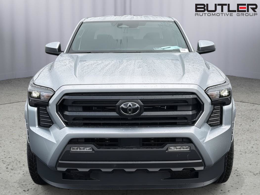 New 2026 Toyota Tacoma SR5 AWD/4WD image 9