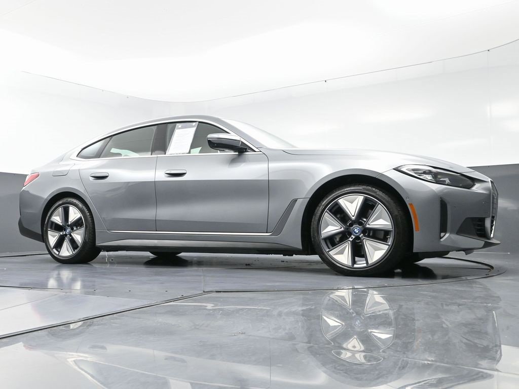 Used 2023 BMW i4 eDrive35 w/ Premium Package image 47