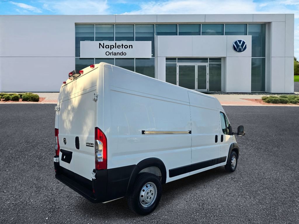 Used 2023 RAM ProMaster 2500 image 4