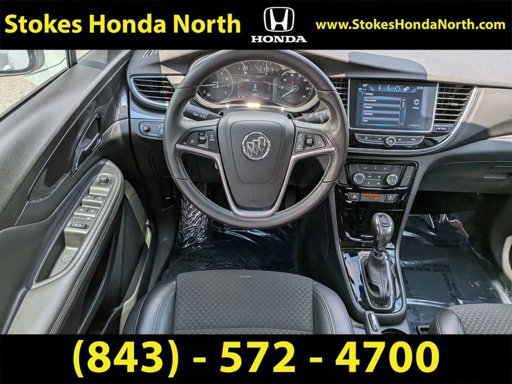 Used 2021 Buick Encore Preferred w/ Safety Package FWD image 18