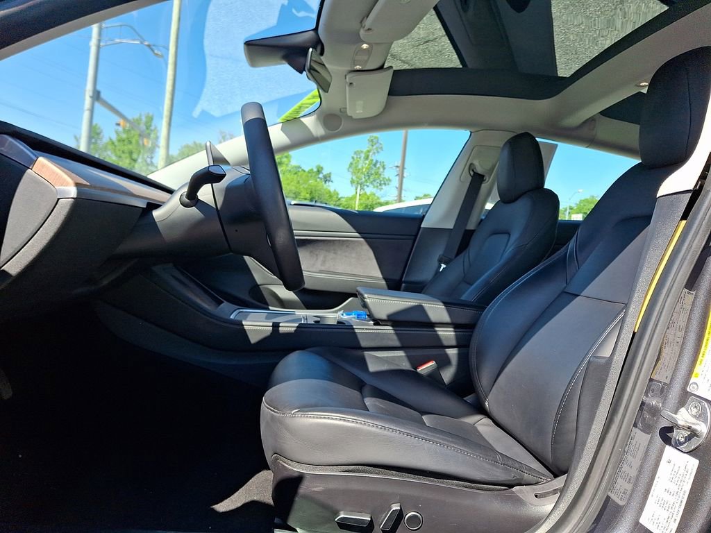 Used 2021 Tesla Model 3 Long Range AWD/4WD image 13