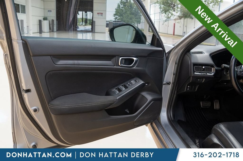 Used 2022 Honda Civic Sport image 16
