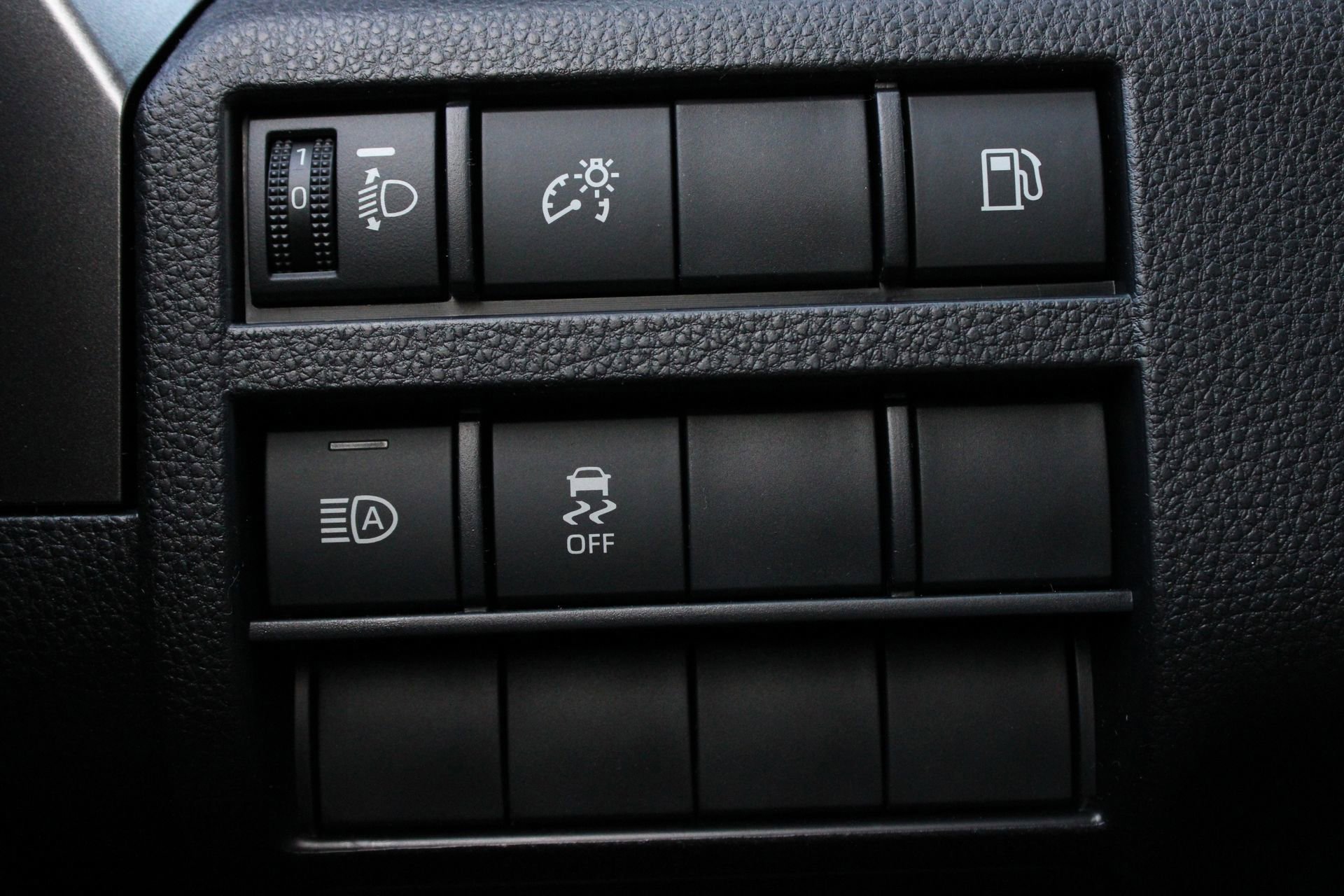 New 2026 Toyota 4Runner SR5 AWD/4WD image 21