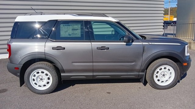 New 2025 Ford Bronco Sport Heritage w/ Convenience Package image 2