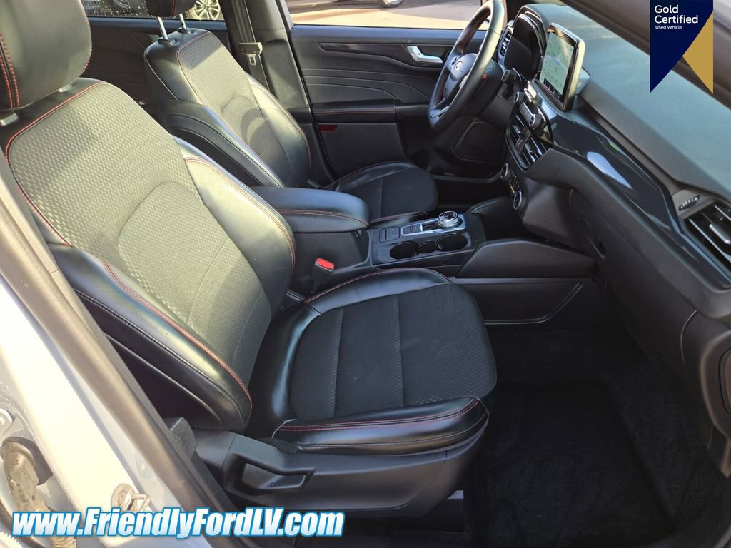 Certified 2025 Ford Escape ST-Line image 14
