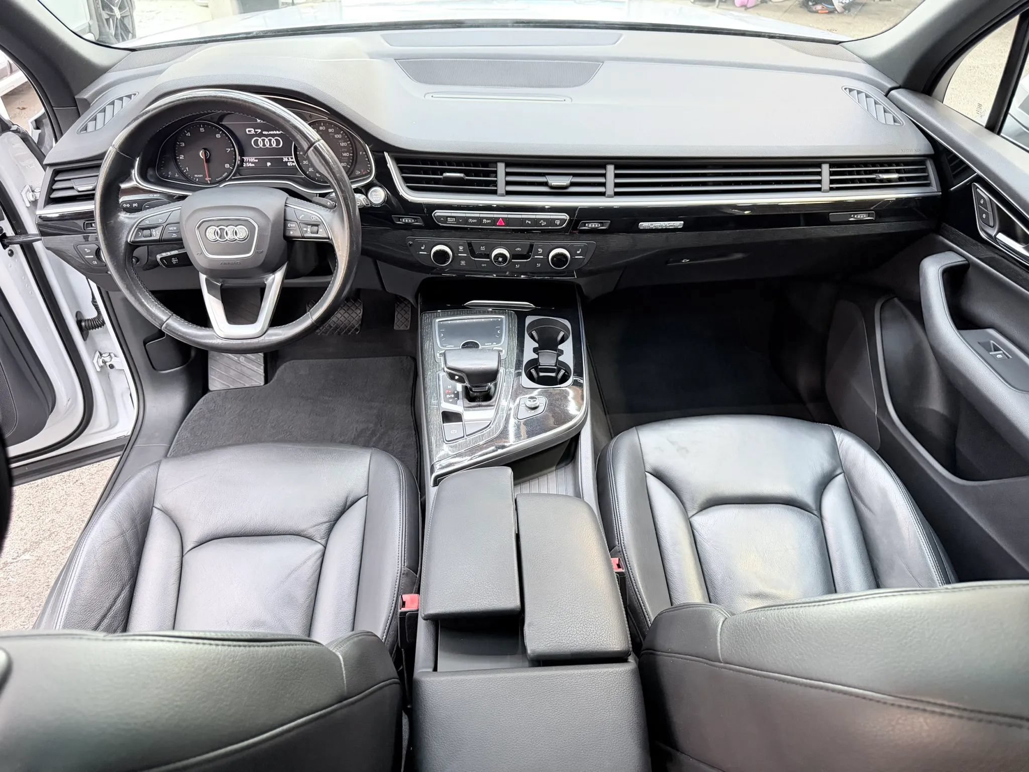 Used 2017 Audi Q7 3.0T Premium AWD/4WD image 17