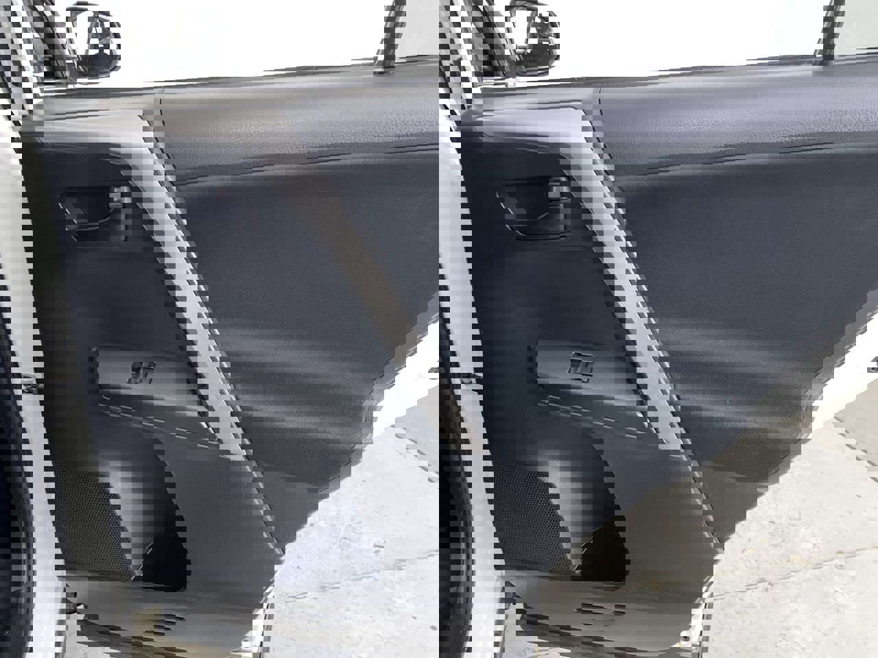 Used 2017 Toyota RAV4 LE w/ All Weather Liner Package image 21