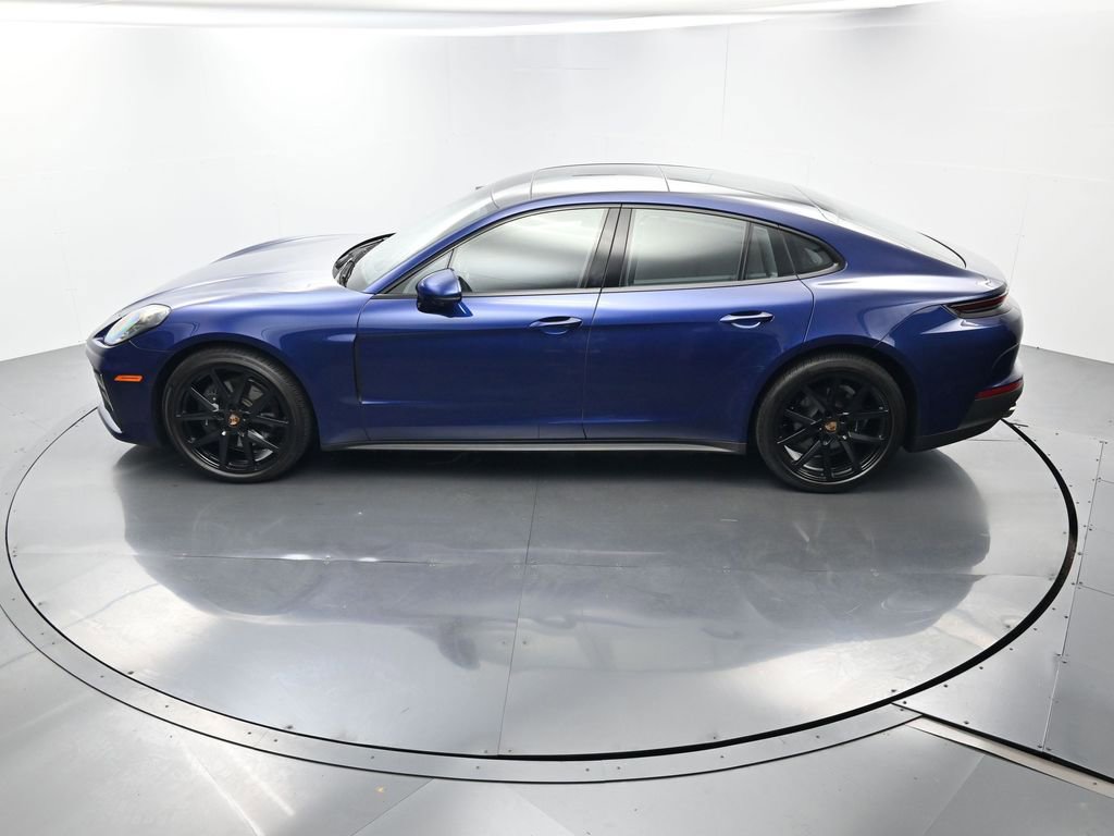 Certified 2025 Porsche Panamera image 35