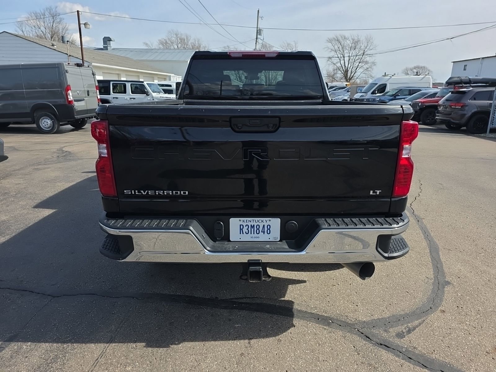 Used 2025 Chevrolet Silverado 2500 LT w/ Convenience Package image 4