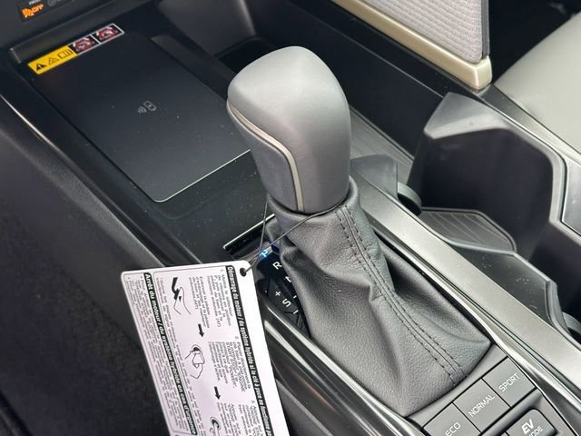 New 2026 Toyota Camry SE w/ Convenience Package FWD image 20