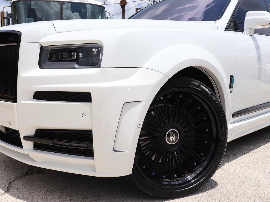 Used 2022 Rolls-Royce Cullinan w/ Cullinan Package AWD/4WD image 10