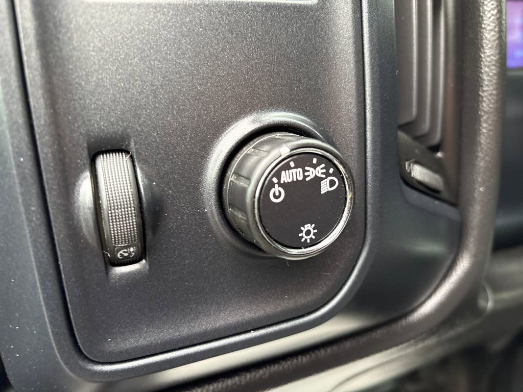 Used 2014 Chevrolet Silverado 1500 W/T w/ Trailering Package AWD/4WD image 12