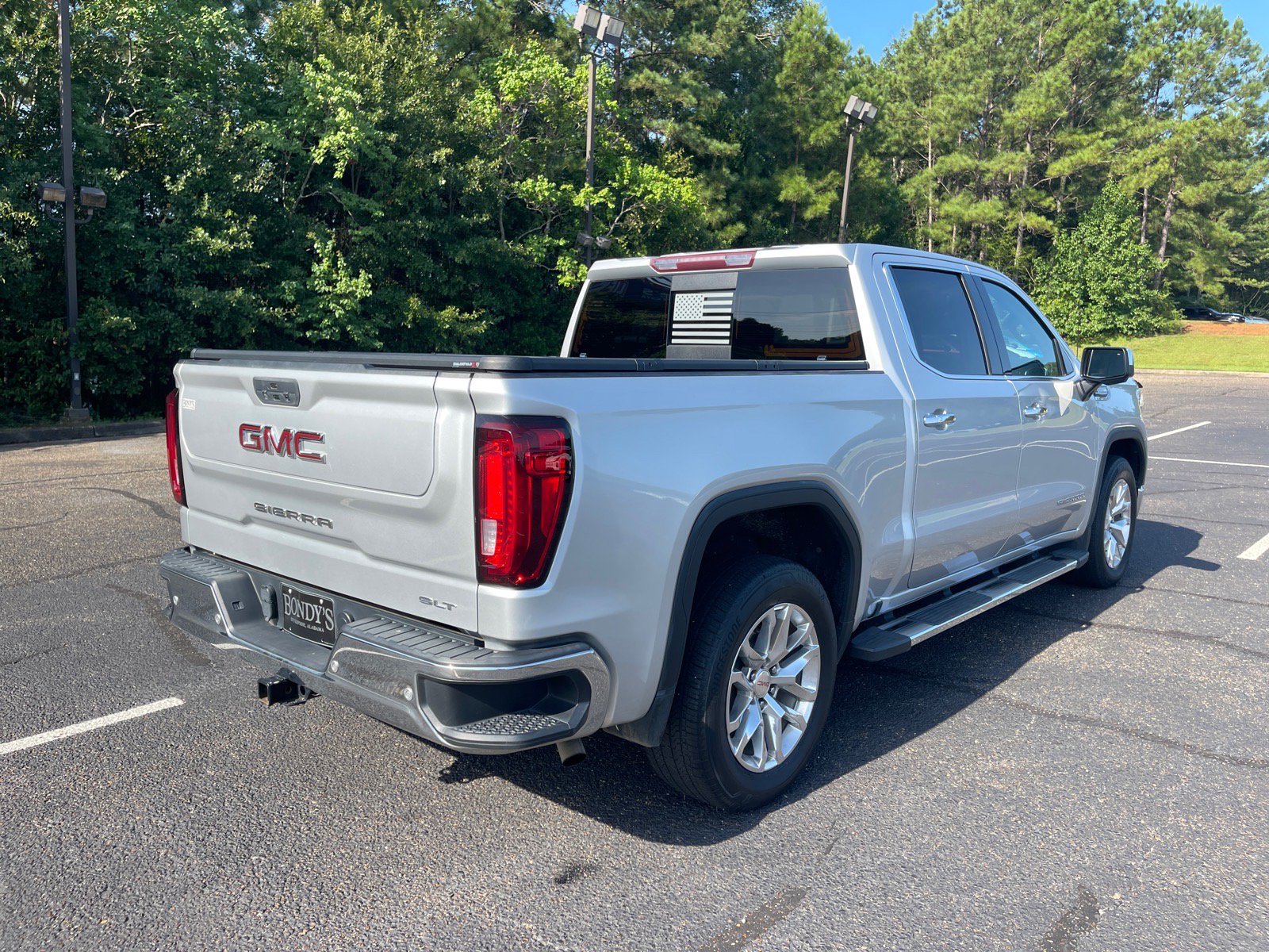 Used 2021 GMC Sierra 1500 SLT w/ SLT Premium Plus Package RWD image 17