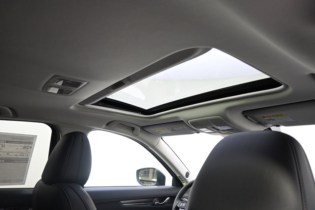 New 2025 MAZDA CX-5 Carbon Edition image 17