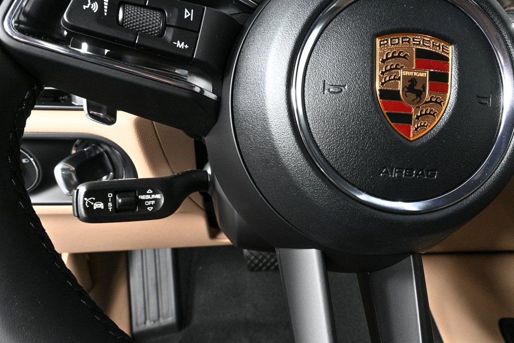 New 2026 Porsche Macan image 10