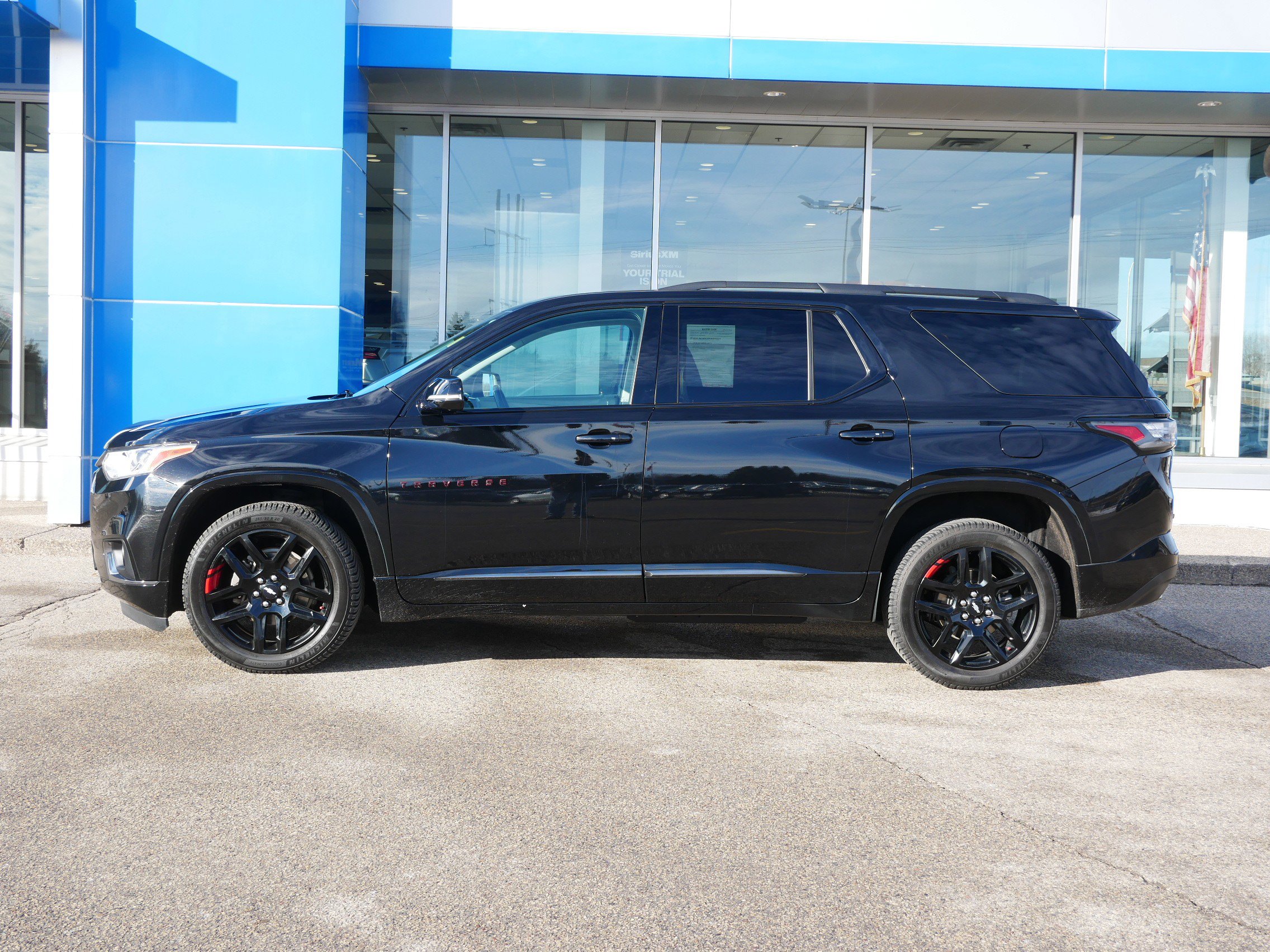 Certified 2020 Chevrolet Traverse Premier w/ Redline Edition image 5