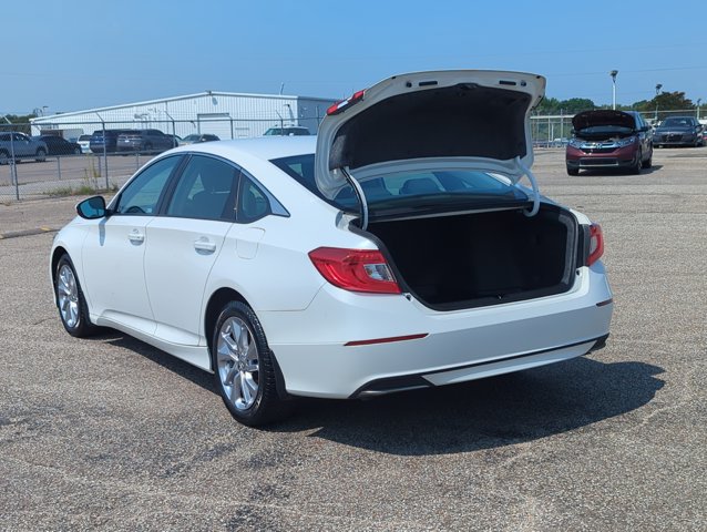 Certified 2018 Honda Accord LX image 5