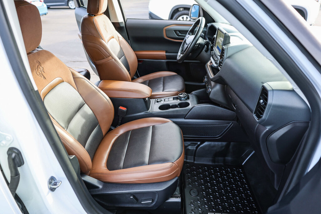 Used 2023 Ford Bronco Sport Badlands w/ Premium Package image 7