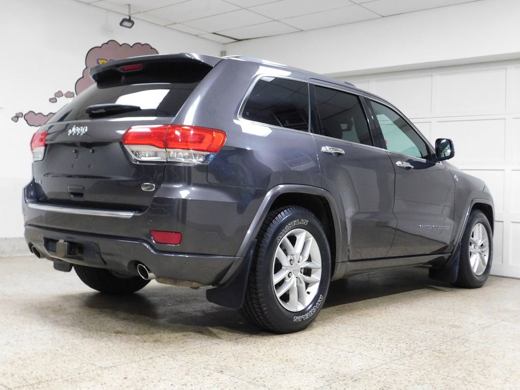 Used 2017 Jeep Grand Cherokee Overland AWD/4WD image 6