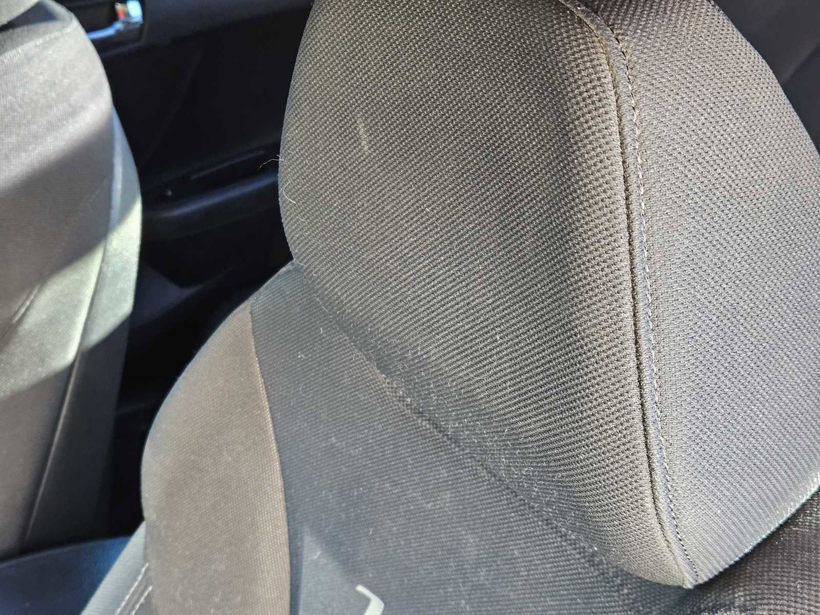 Used 2017 Hyundai Veloster Value Edition image 14