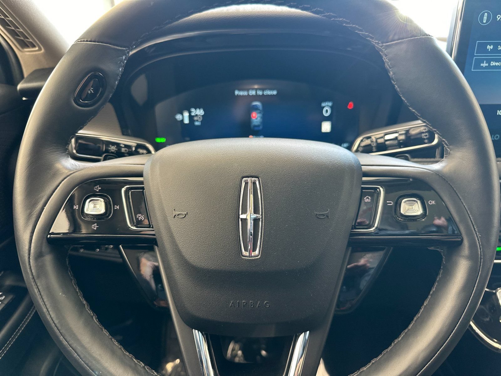 New 2026 Lincoln Corsair Grand Touring AWD/4WD image 23