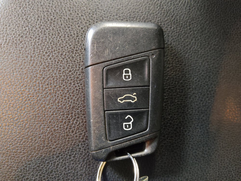 Used 2019 Volkswagen Jetta R-Line FWD image 32