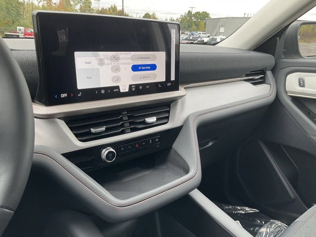 New 2026 Ford Explorer Active image 11