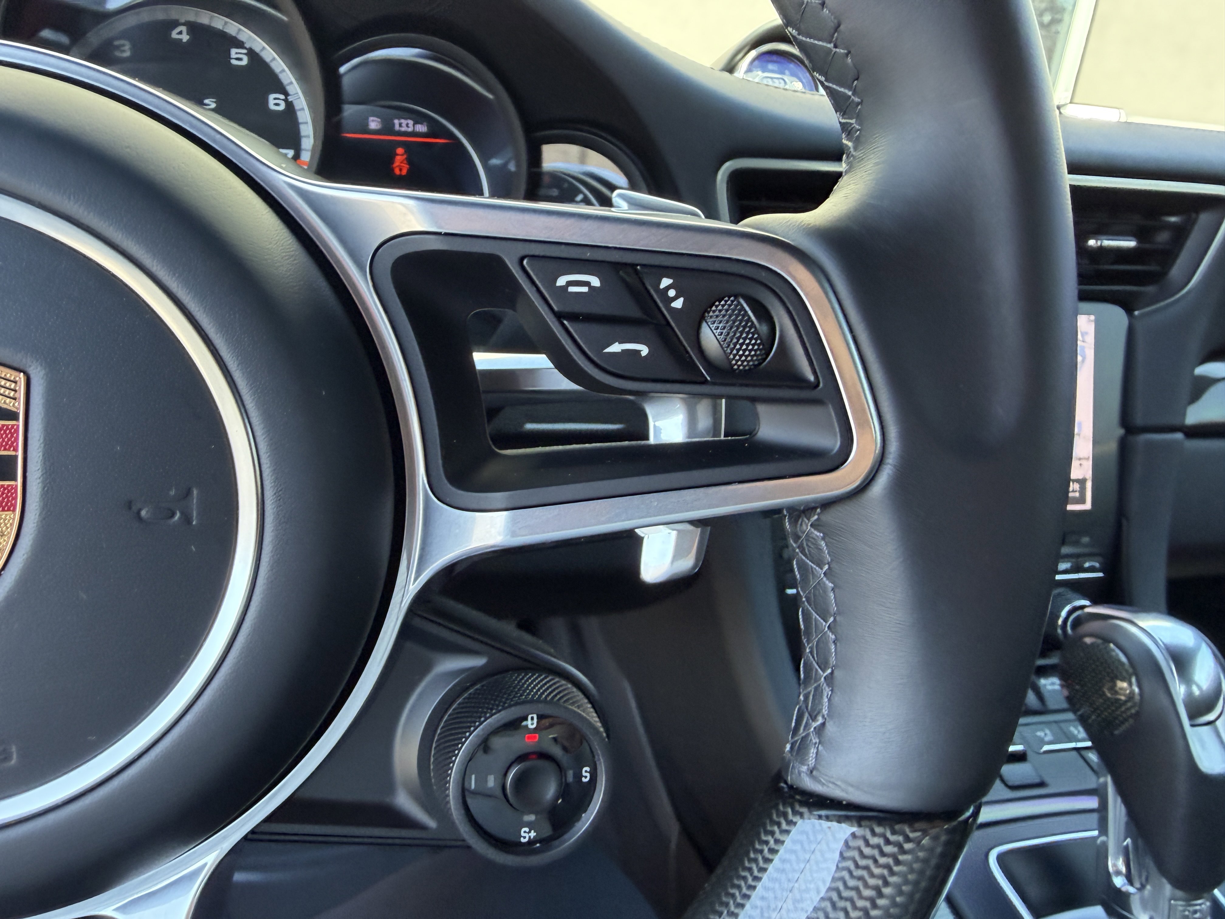 Certified 2017 Porsche 911 Turbo S image 30