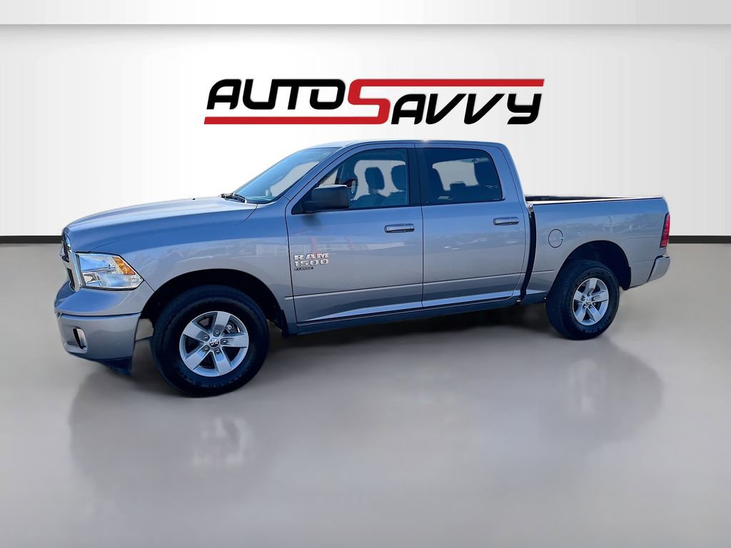 Used 2021 RAM 1500 Classic SLT AWD/4WD image 3