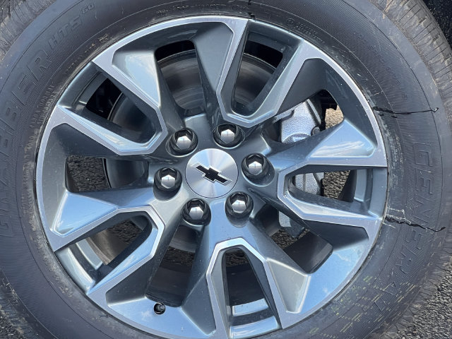New 2026 Chevrolet Silverado 1500 RST w/ LPO, Dark Essentials Package AWD/4WD image 5