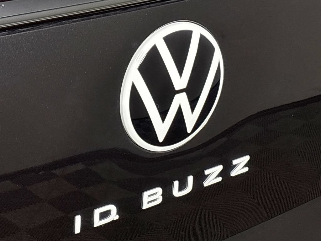 Used 2025 Volkswagen ID. Buzz Pro S Plus AWD/4WD image 24