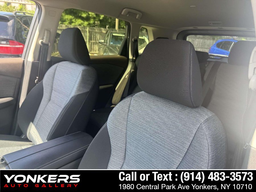 Used 2023 Nissan Rogue SV AWD/4WD image 13