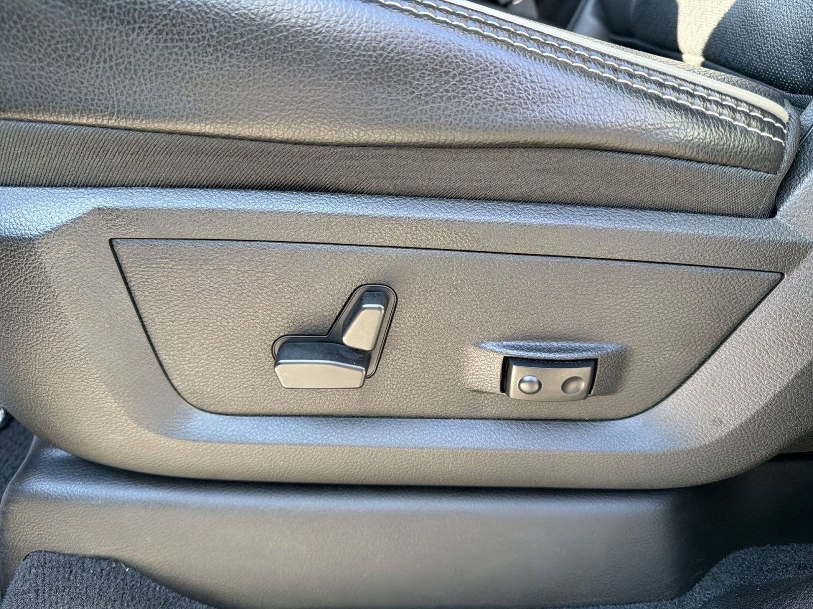 Used 2024 RAM 2500 Laramie image 19