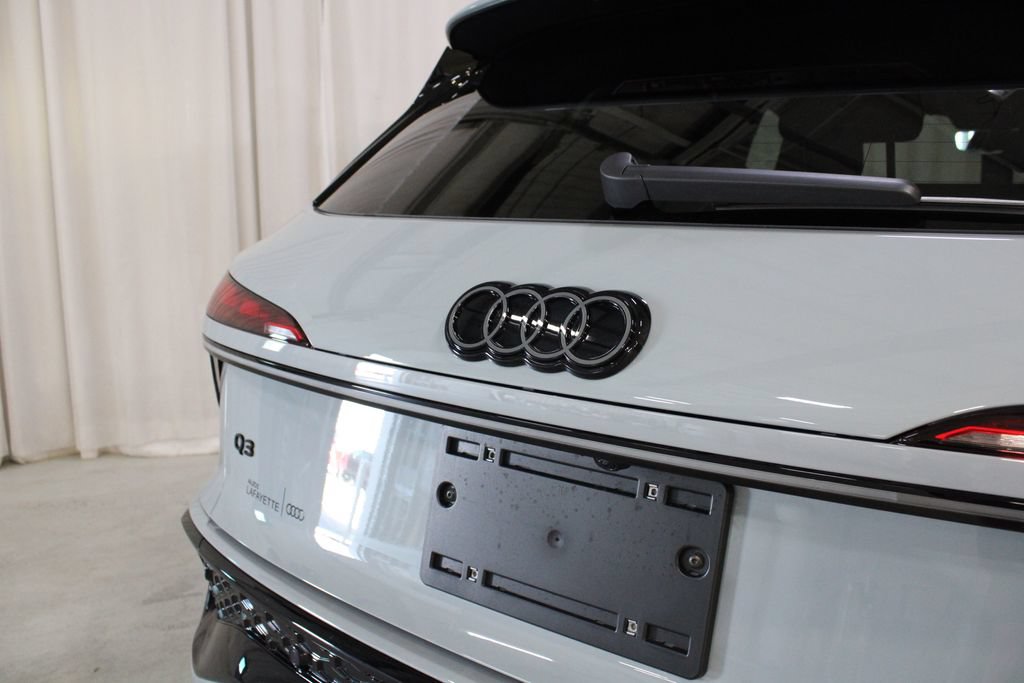 New 2026 Audi Q3 quattro 2.0T AWD/4WD image 32
