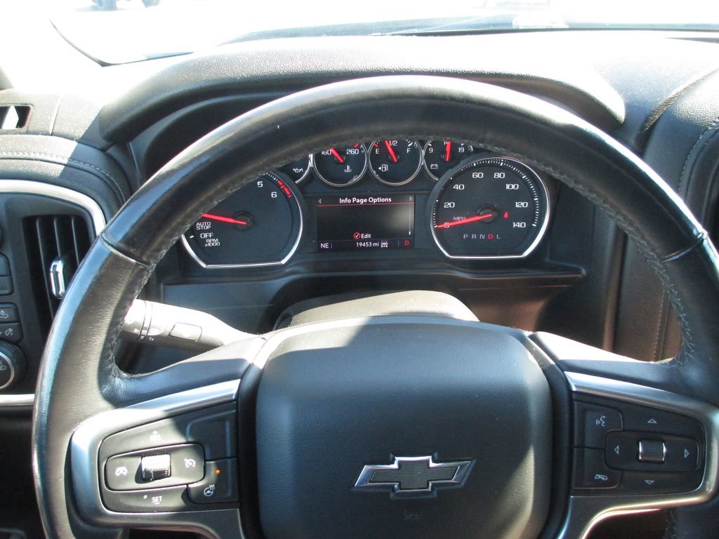 Used 2021 Chevrolet Silverado 1500 LT Trail Boss w/ Convenience Package II AWD/4WD image 29