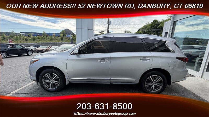 Used 2020 INFINITI QX60 Luxe w/ Essential Package AWD/4WD image 2