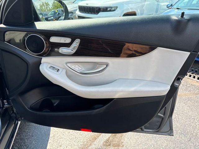 Used 2017 Mercedes-Benz C 300 4MATIC Sedan image 27