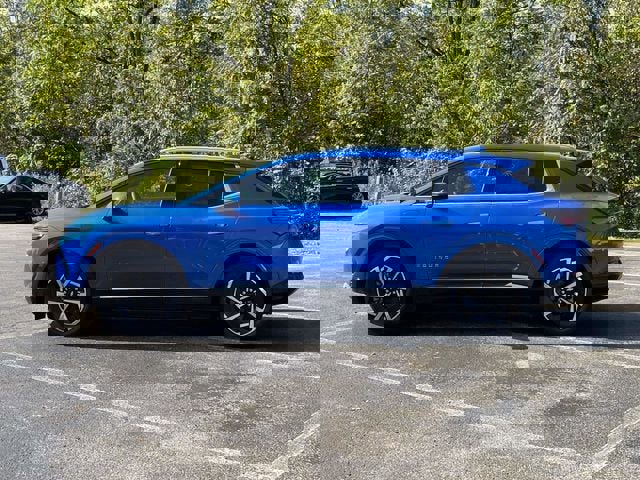 New 2025 Chevrolet Equinox EV LT image 6