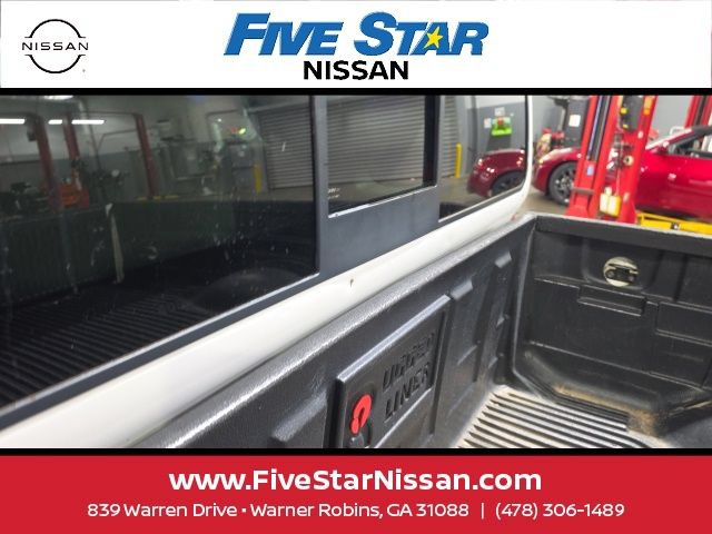 Used 2010 Nissan Frontier SE w/ Power Pkg RWD image 12